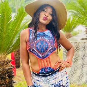 Meet your Posher, Paula